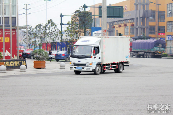轻卡行业最新政策下的自然美景探寻之旅