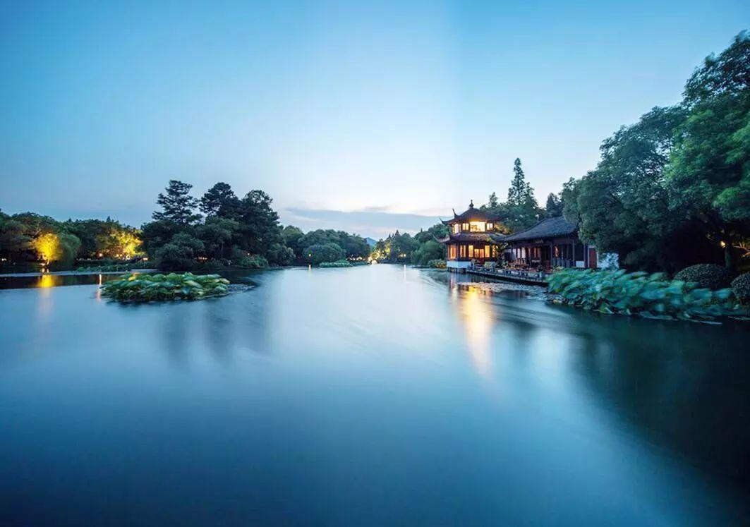 海南房地产最新动态与探索自然美景之旅，内心的平和之地